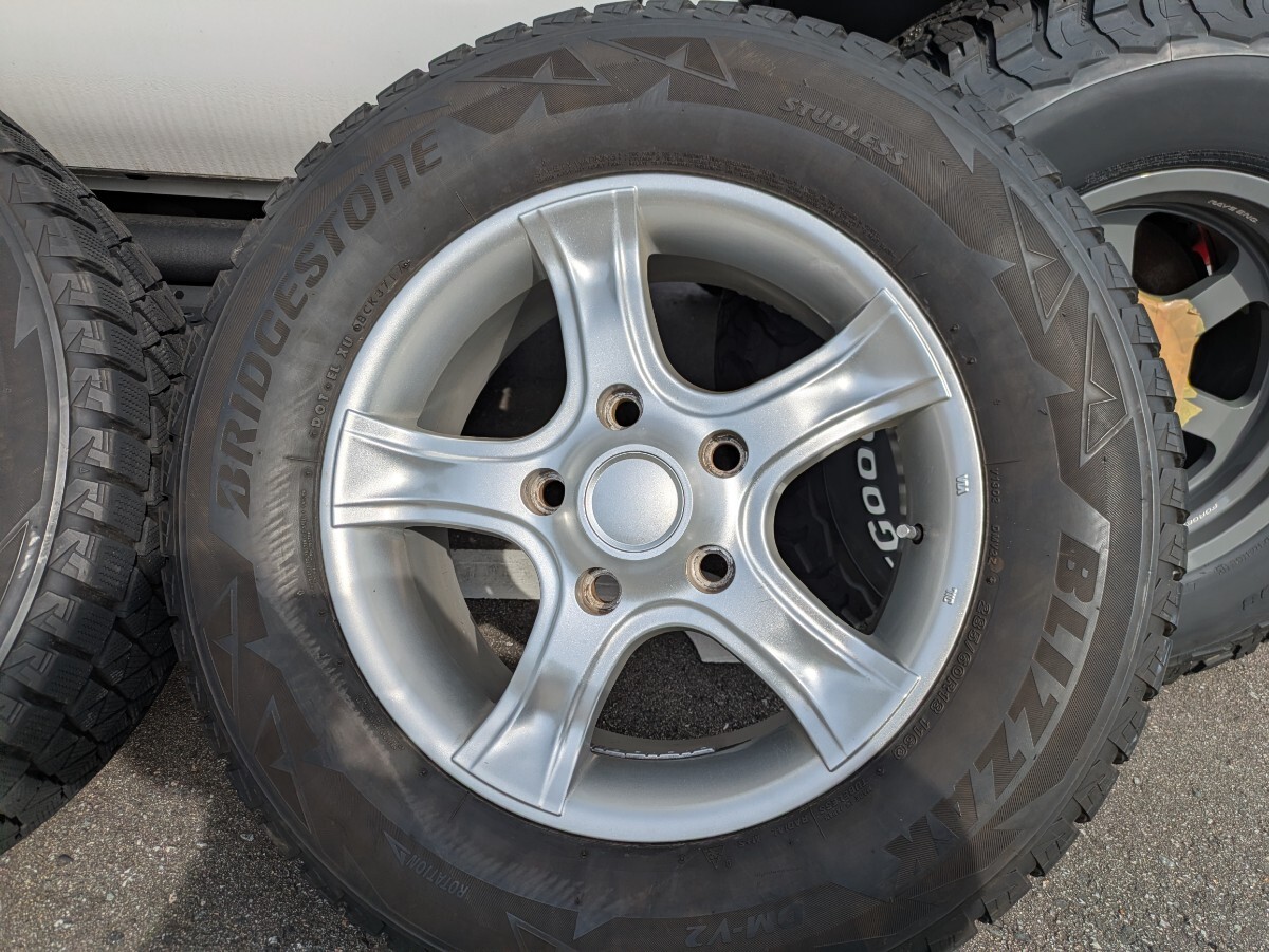美品室内保管バリ溝9分〜8分山285/60R18ブリザックスタッドレスホイール4本セット18インチ8.5J＋55タンドラセコイアランクル20010070LX570_画像2