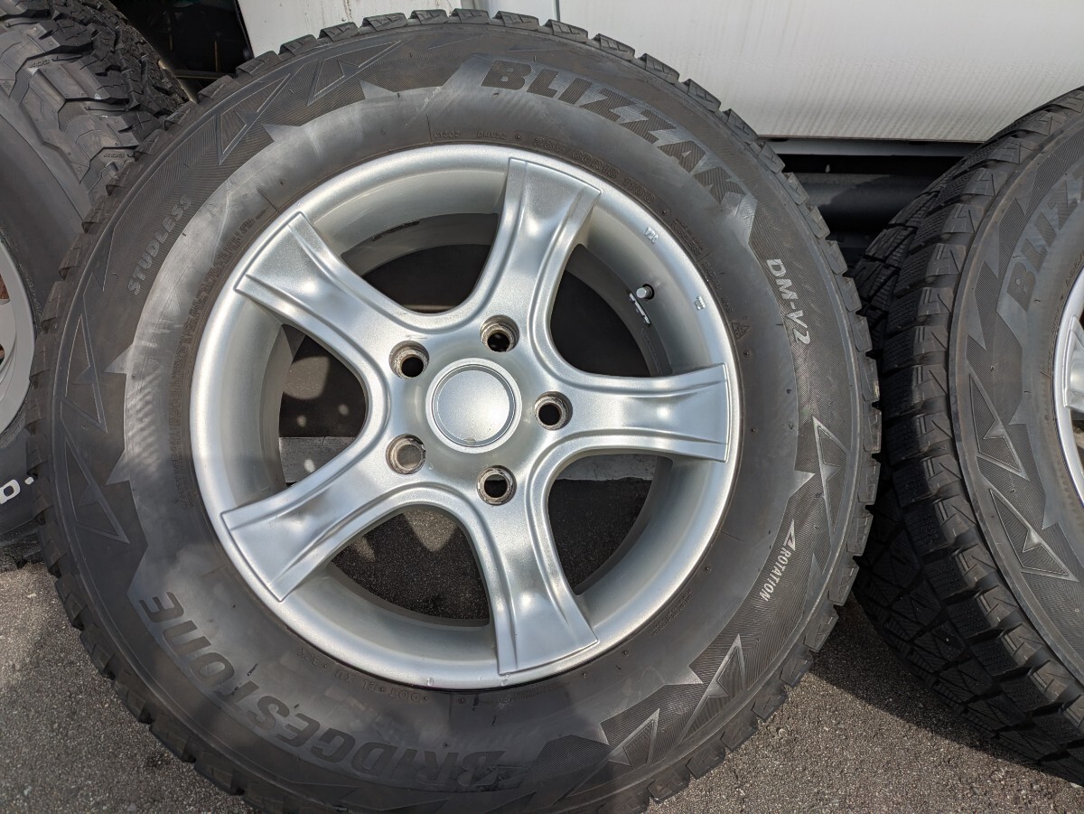 美品室内保管バリ溝9分〜8分山285/60R18ブリザックスタッドレスホイール4本セット18インチ8.5J＋55タンドラセコイアランクル20010070LX570_画像5