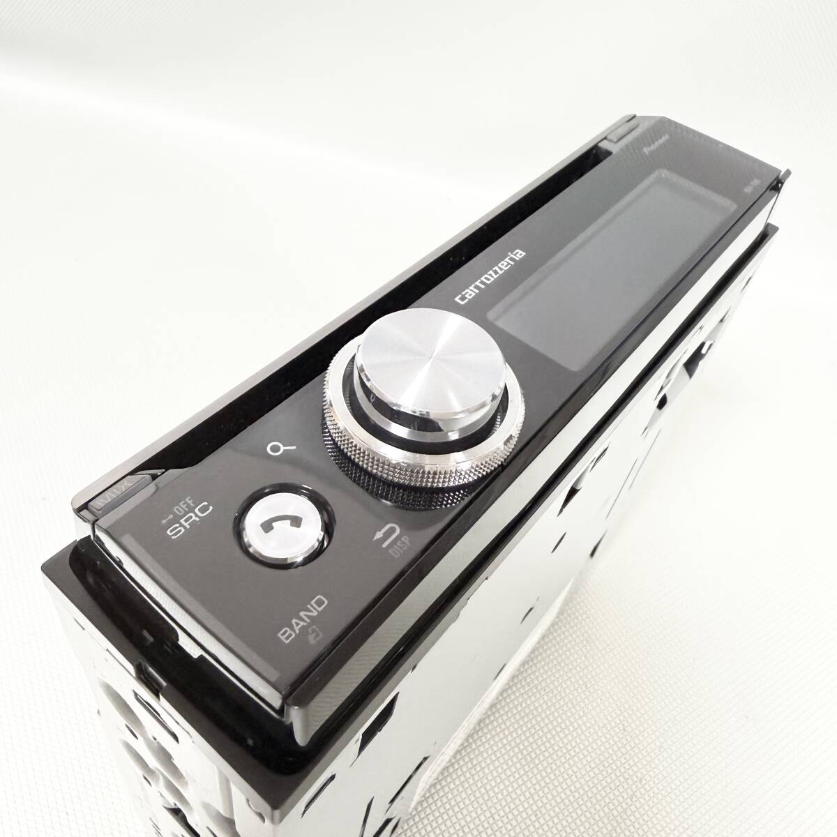 美品!DEH-7100 カロッツェリア CD/MP3/Bluetooth/USB オーディオ メインユニット リモコン 取説付き!送料無料/即決【51031-6】_画像2