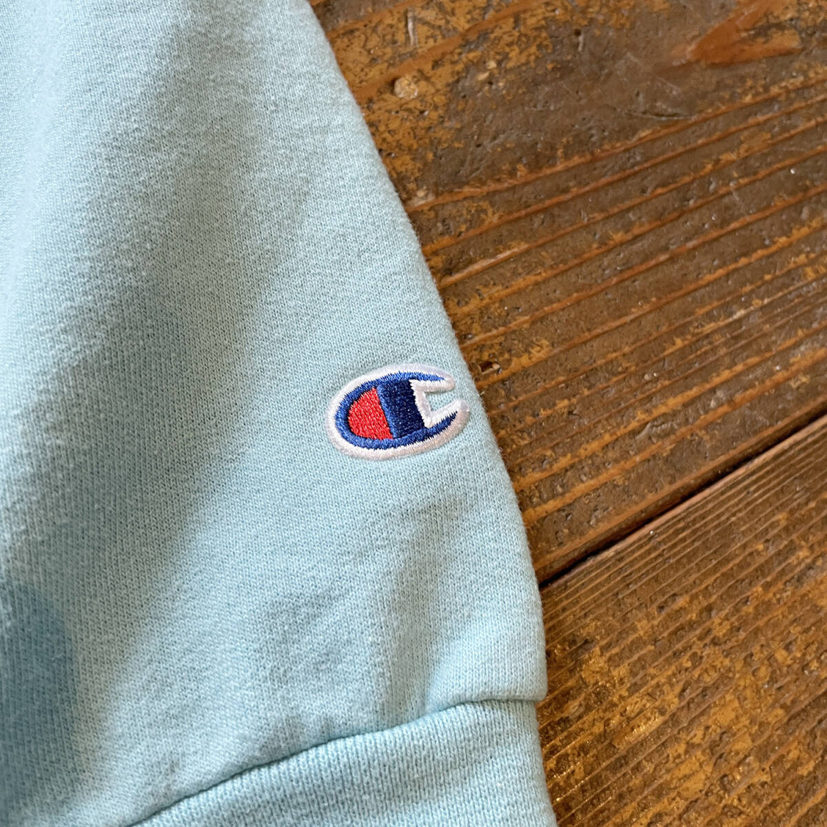 USA 古着 Champion チャンピオン スウェット パーカー ロゴ 袖プリント ライトブルー メンズL BE0158_画像4