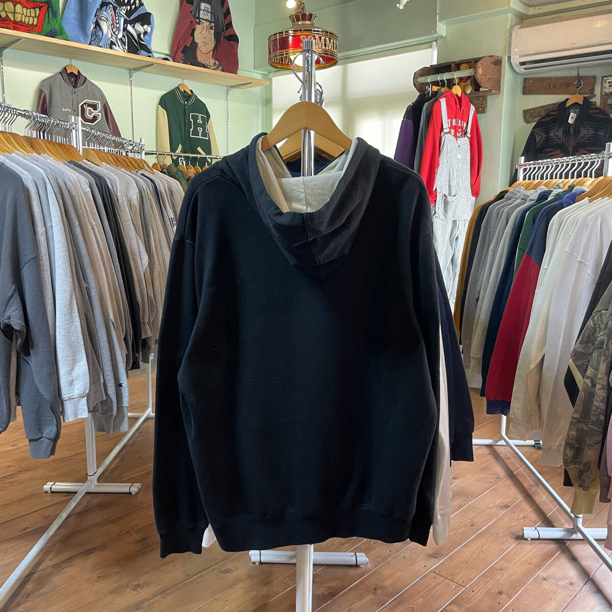 USA 古着 コロラド大学 カレッジ スウェット パーカー プルオーバー 刺繍 ロゴ ブラック メンズL BE0159_画像2