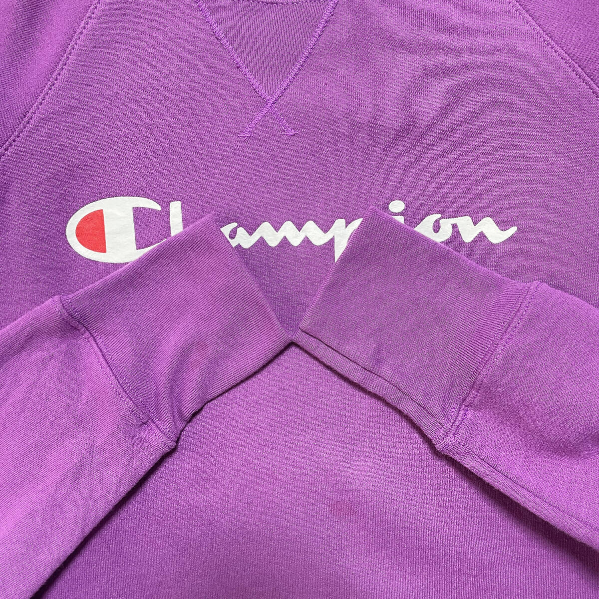 USA 古着 Champion チャンピオン クルーネック 前V スウェット トレーナー プリント ロゴ パープル メンズM BD0432_画像5