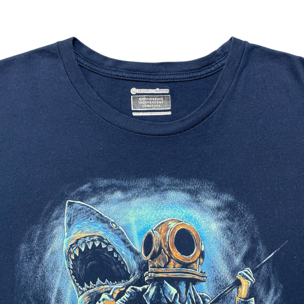 USA 古着 ダイバー サメ Tシャツ プリント ネイビー クルーネック BA2648_画像3