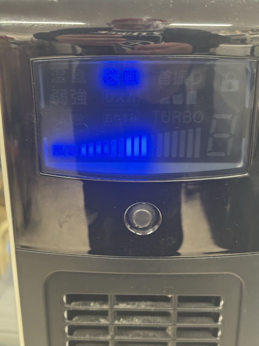 【KA387】 KOIZUMI コイズミ 送風機能付ファンヒーター ホット＆クール プレミアムタワーファン KHF-1211 2021年製 通電・動作確認済み！_画像6