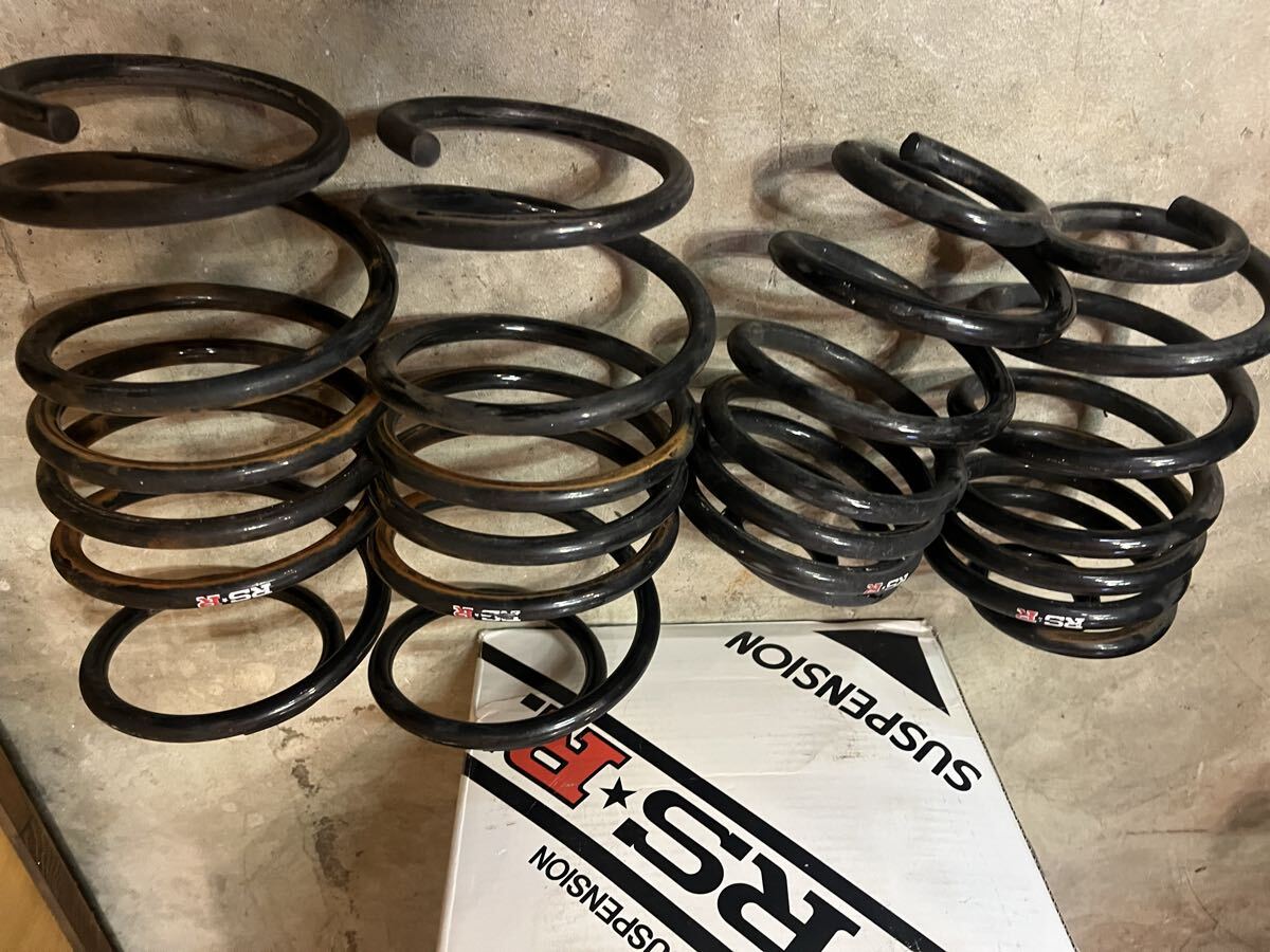 RSR スーパーダウンサス 1台分 リーフ ZE1_画像2