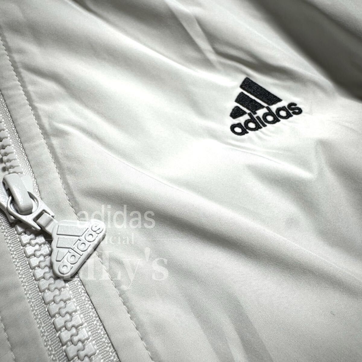 【ＸＬサイズ】上下セットアップ　定価18,700円　白　黒　新品未使用　アディダス　adidas JG8576 JG8583 JG8577 JG8582 KWX92 KWX94_画像3