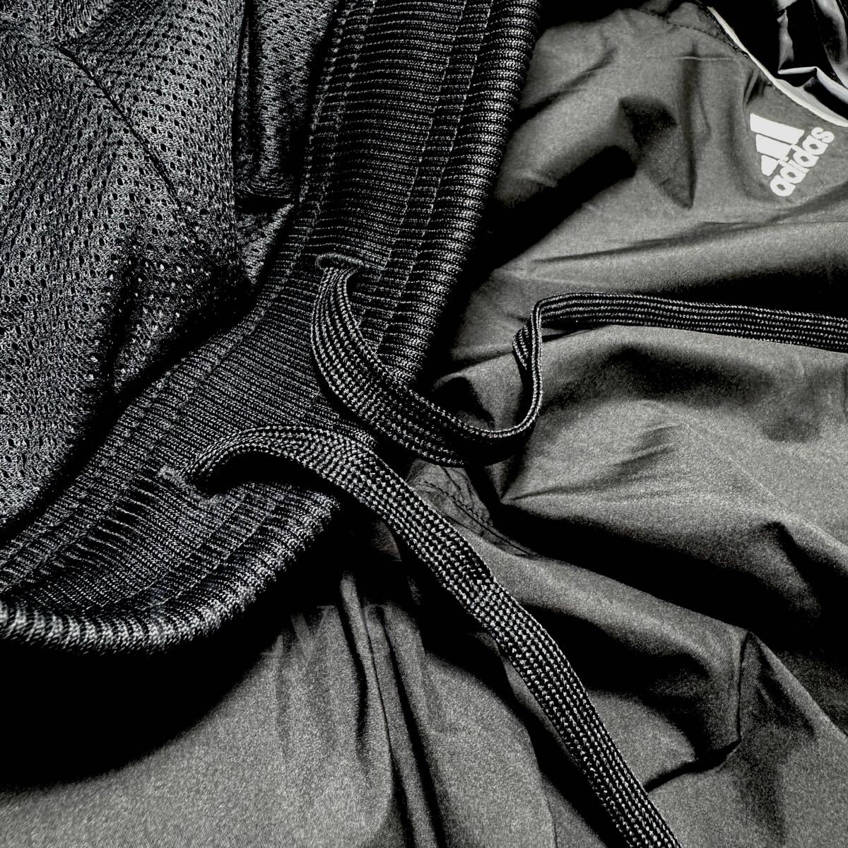 【ＸＬサイズ】上下セットアップ　定価18,700円　白　黒　新品未使用　アディダス　adidas JG8576 JG8583 JG8577 JG8582 KWX92 KWX94_画像9