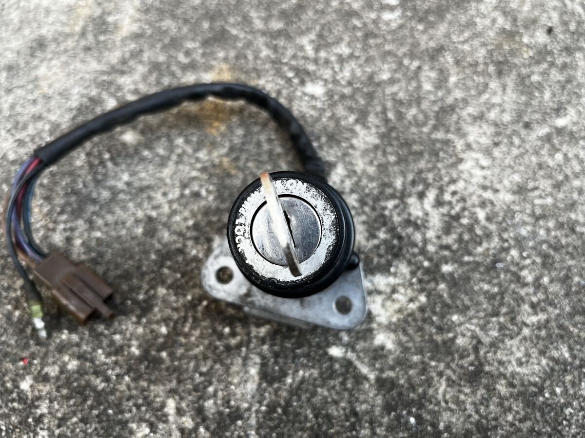 YAMAHA TZR250 RZ250R キーシリンダー イグニッション _画像4