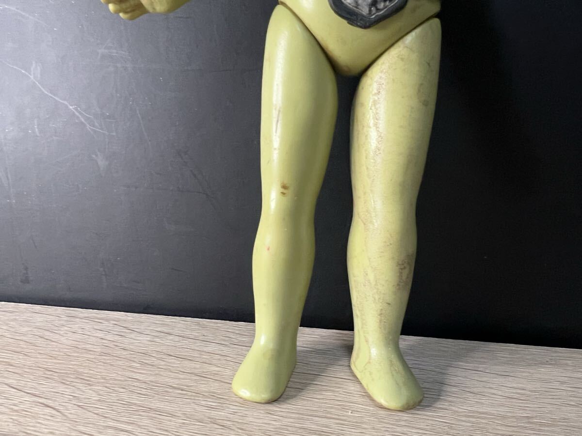 6000スタ】レア 当時物 仮面ライダー 旧バンダイ カマキリ男 ソフビ レトロ ヴィンテージ 東映 石森プロ_画像5