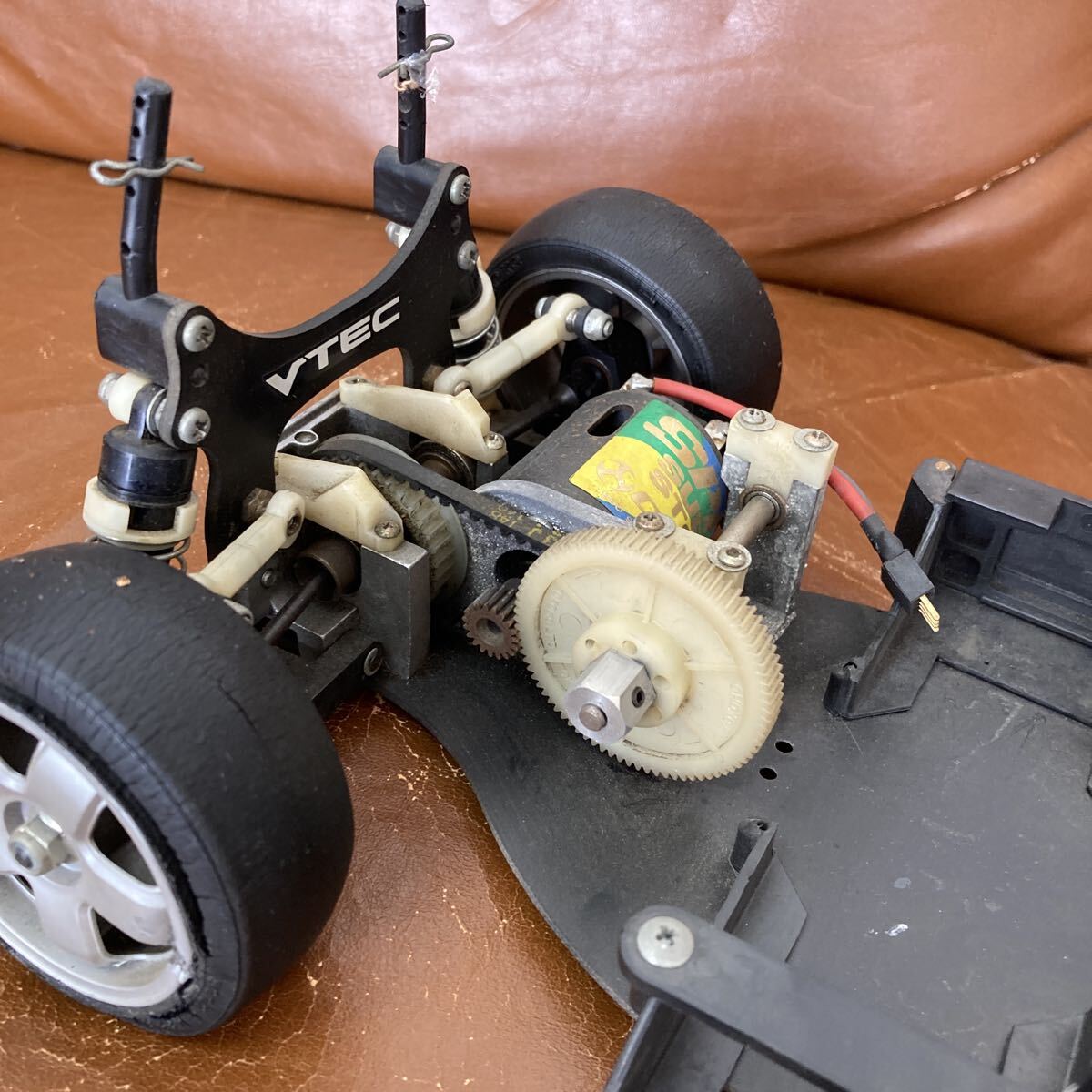 99円 2WD MR RR駆動 シャーシ ラジコン 当時物 部品取り 詳細不明_画像4