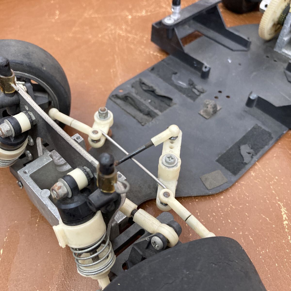 99円 2WD MR RR駆動 シャーシ ラジコン 当時物 部品取り 詳細不明_画像5