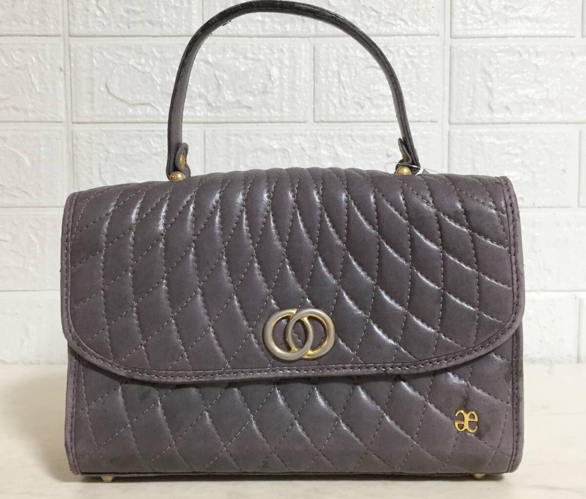 no34730 Elegance エレガンス イタリア製 本革 レザー キルティング ハンド バッグ_画像1