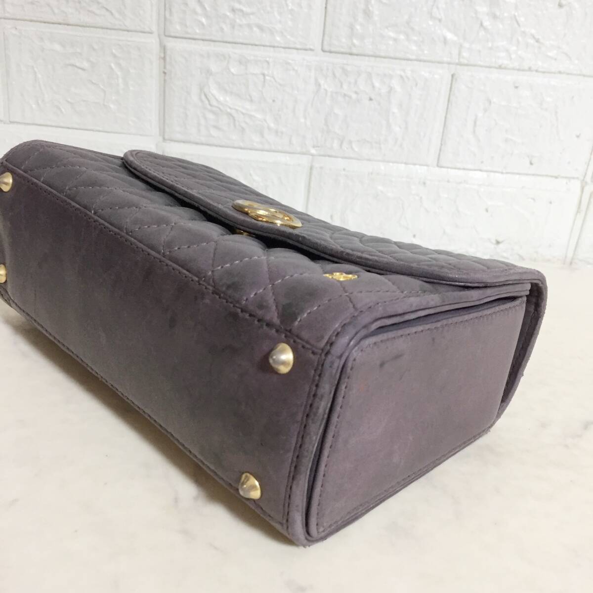 no34730 Elegance エレガンス イタリア製 本革 レザー キルティング ハンド バッグ_画像4