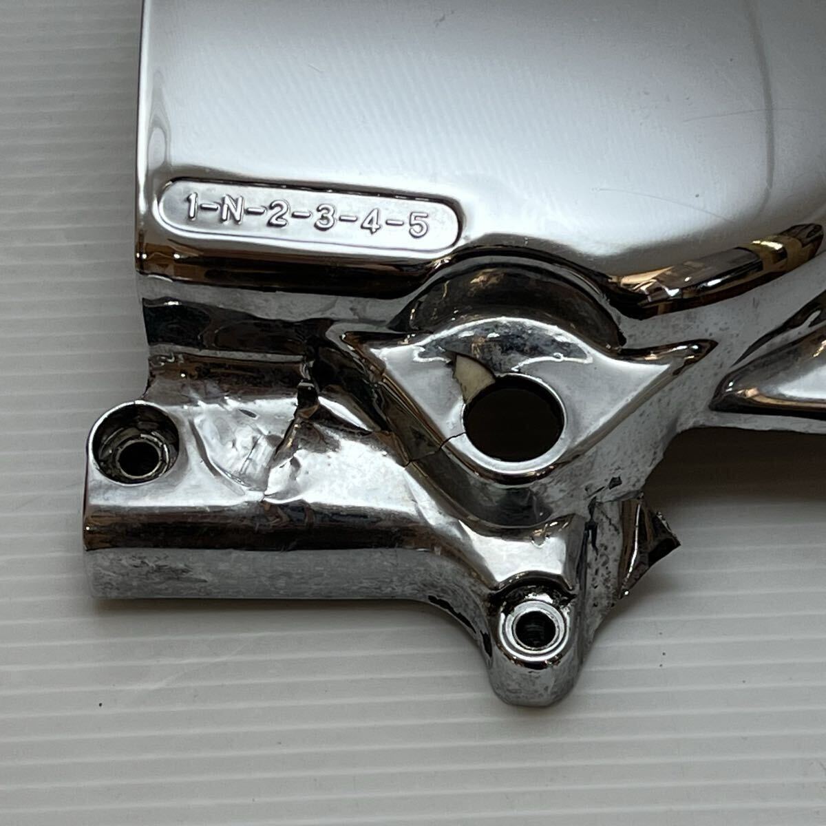 ヤマハ ビラーゴ250 スプロケットカバー 純正 中古 バイク部品_画像2