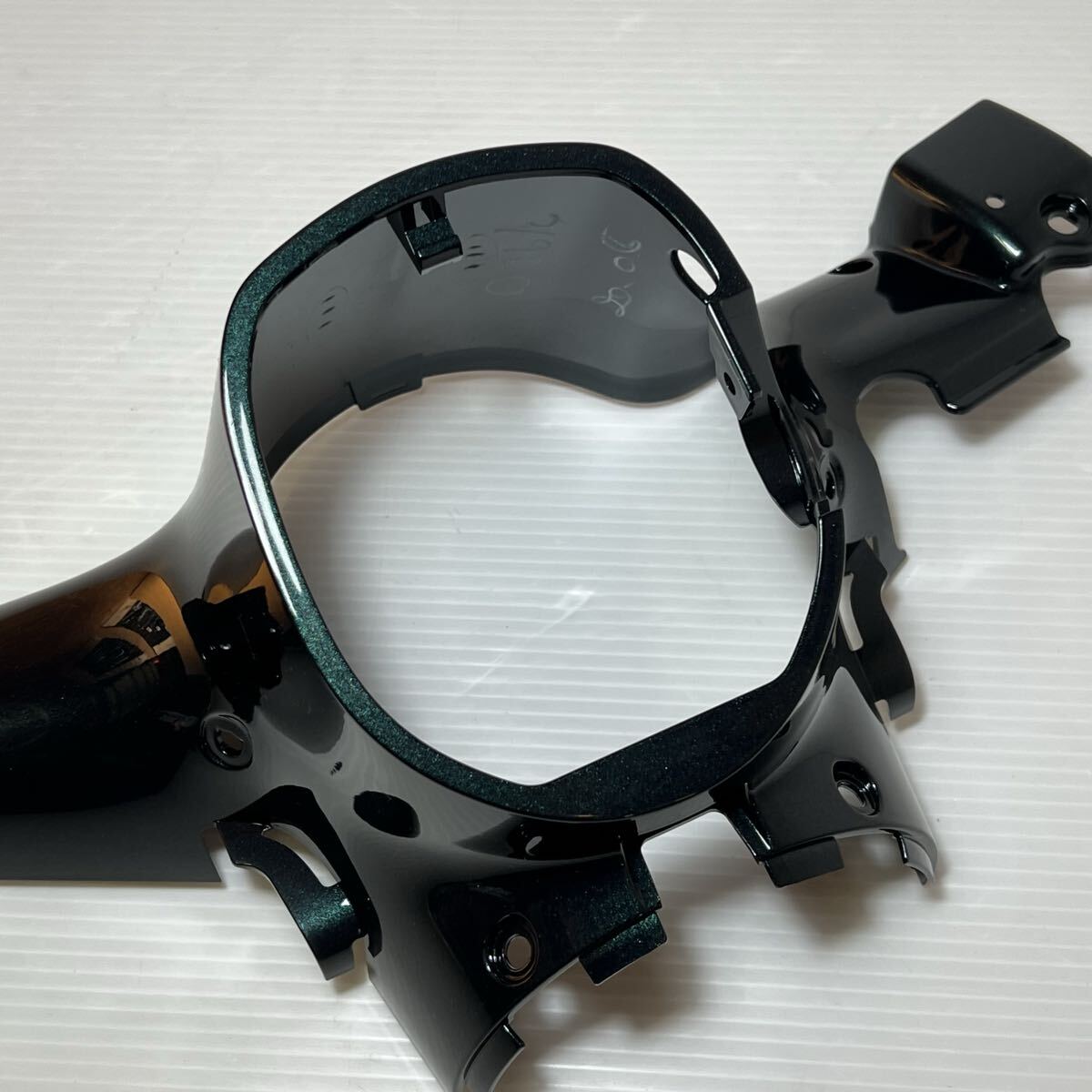 ホンダ スーパーカブ110 ハンドルカバー 純正 ブラックグリーンメタリック 53206-K76-K200_画像3