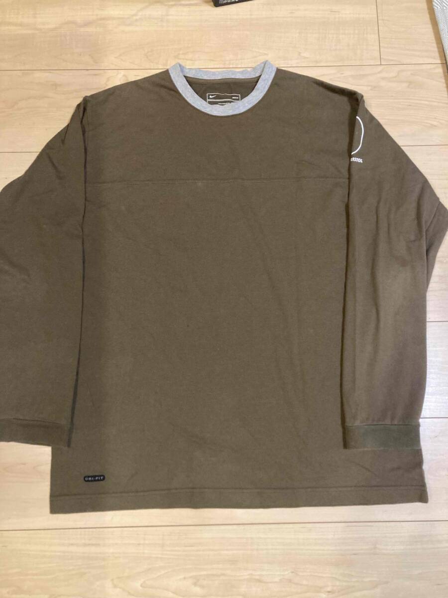 F.C.Real Bristol エフシーレアルブリストル ロングスリーブトップ ロングTシャツ　Mサイズ②_画像2