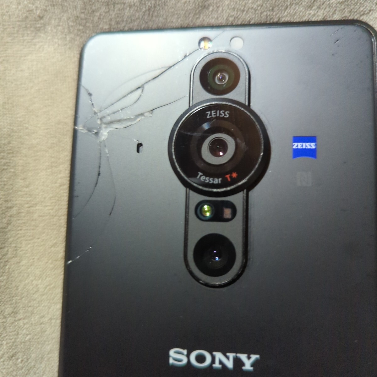 SONY Xperia PRO-I XQ-BE42|SIM свободный |f Lost черный | память 12GB хранение 512GB| Junk