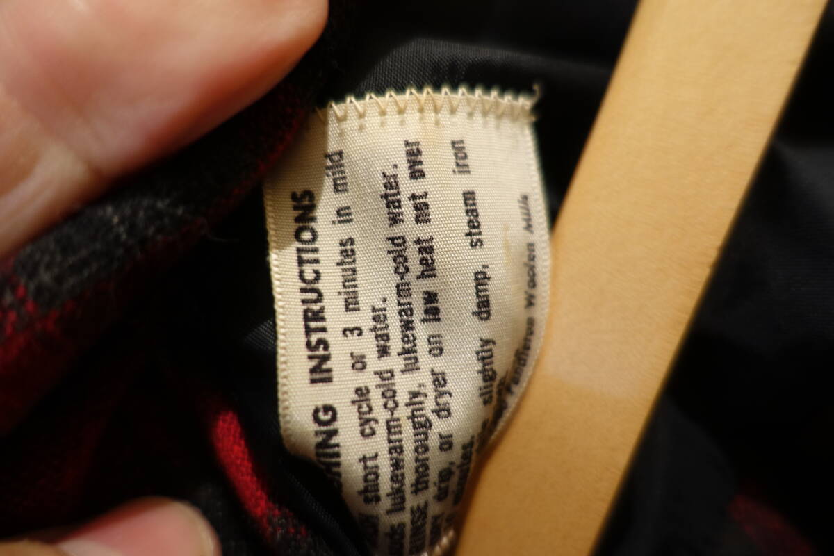 ペンドルトン　50’ｓ　50年代　ウールシャツ　チェックシャツ　美品　サイズＭ　ヴィンテージ　赤ダークグレーベース_画像4