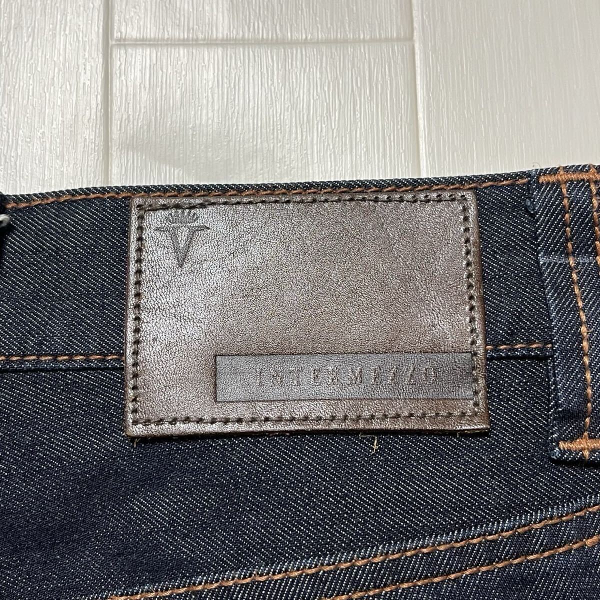 インターメッツォ ジーンズ デニムパンツ ストレッチ ジーパン 革パッチ インディゴ 濃紺_画像6