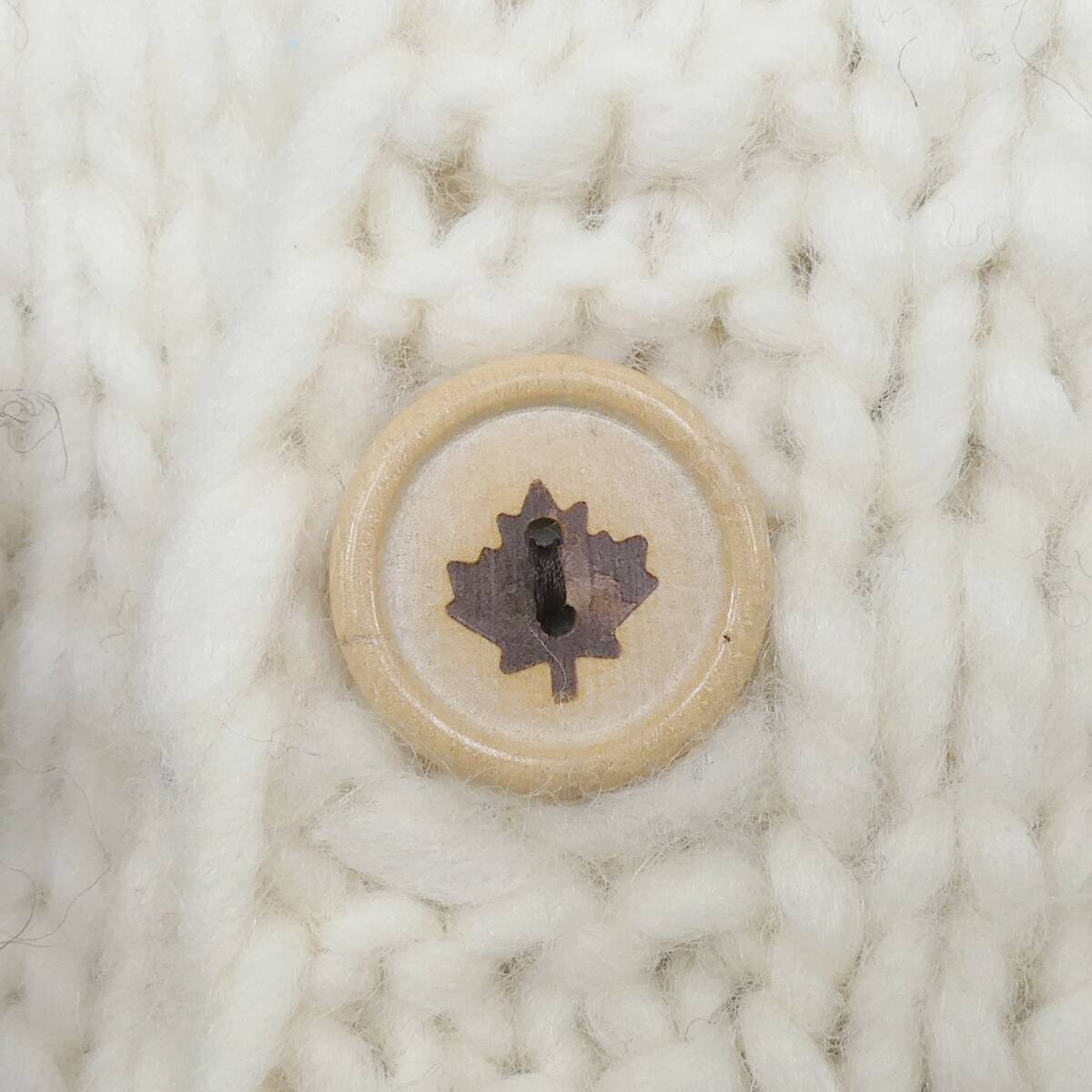 即決★カナダ製 KANATA★メンズ XL位 カウチンセーター カナタ 茶 ベージュ 生成り ウール ニット セーター メープルボタン ハンドニット_画像5