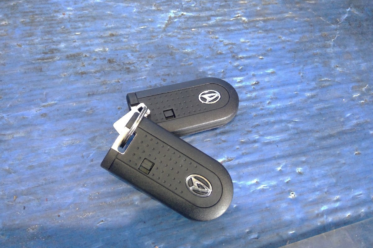 (H)ダイハツ プッシュスタート スマートキー 両側パワースライド 4ボタン 2個 2本 タント/トール/ウェイク/ムーヴキャンバス [2506737]_画像4