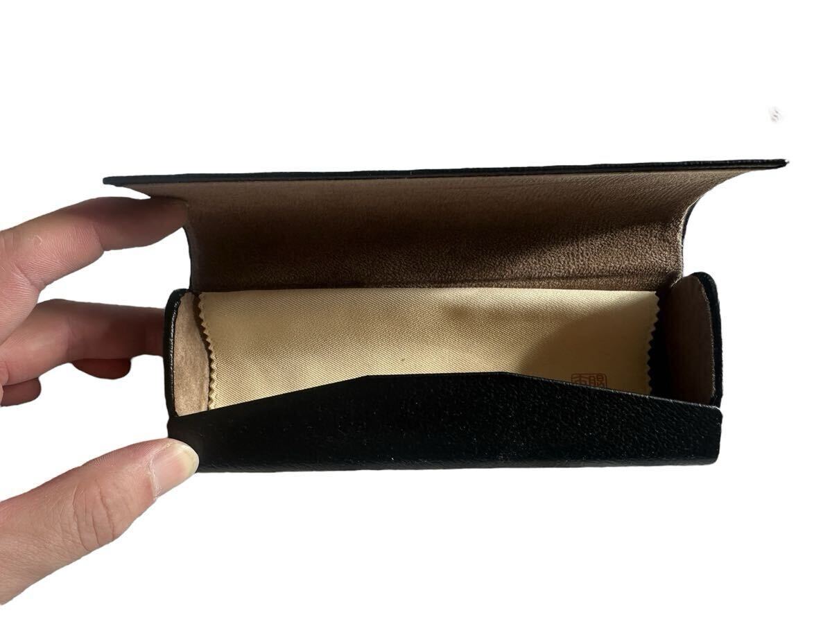 не использовался BURBERRY Burberry очки кейс черный