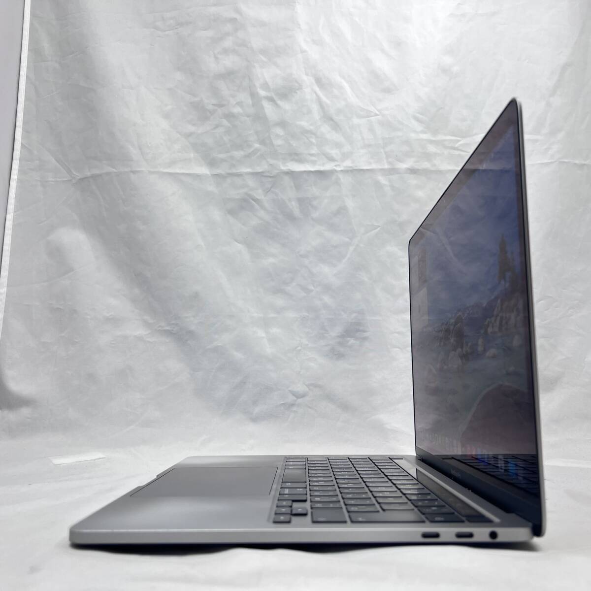 APPLE MacBook Pro (13-inch, 2020, Four Thunderbolt 3 ports)_スペースグレー_(Core i5-2.0GHz_16GB_512GB)_#301160_画像3