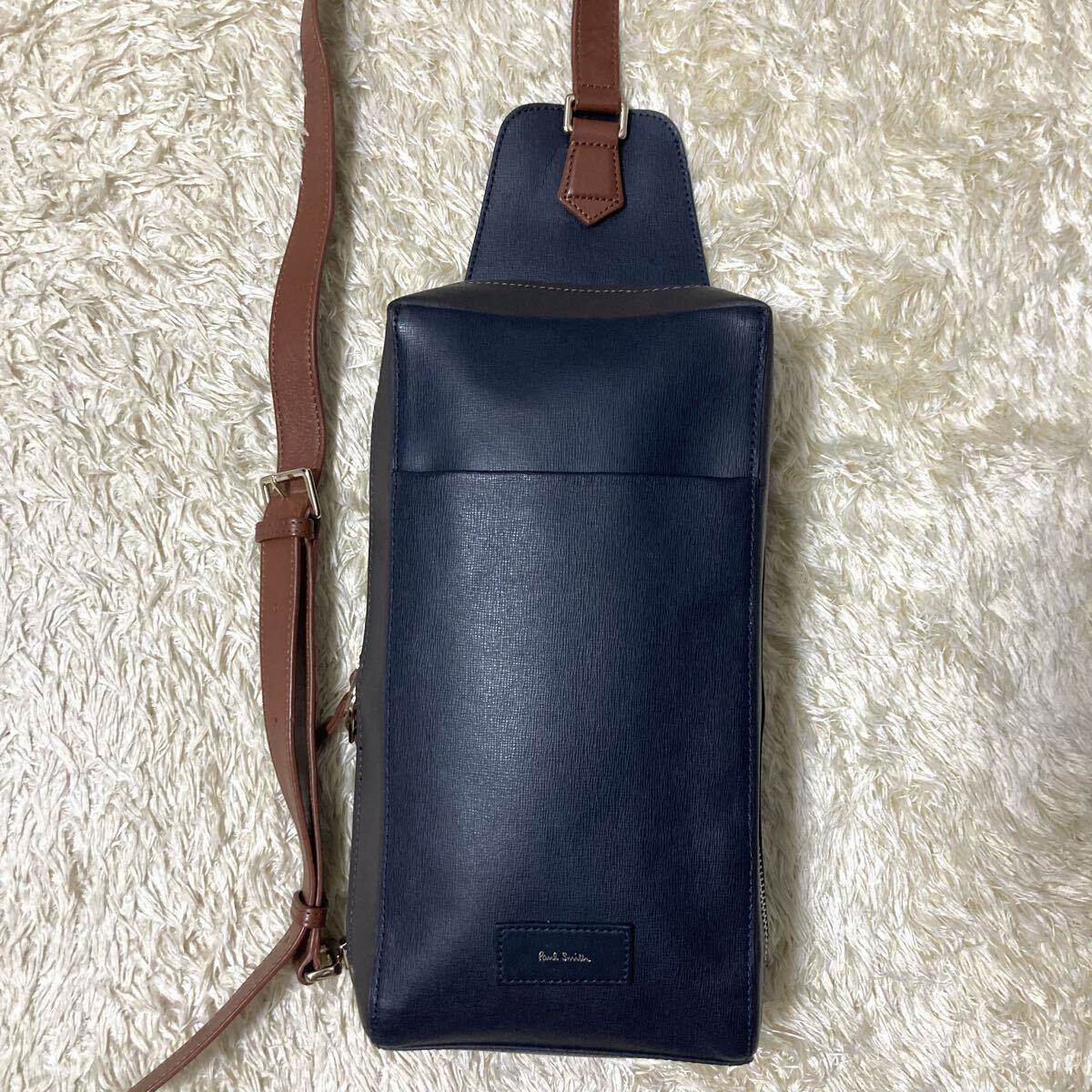 1 иен ~ превосходный товар Paul Smith Paul Smith сумка на плечо кожа темно-синий цвет блок мужской женский сумка "body" наклонный ..