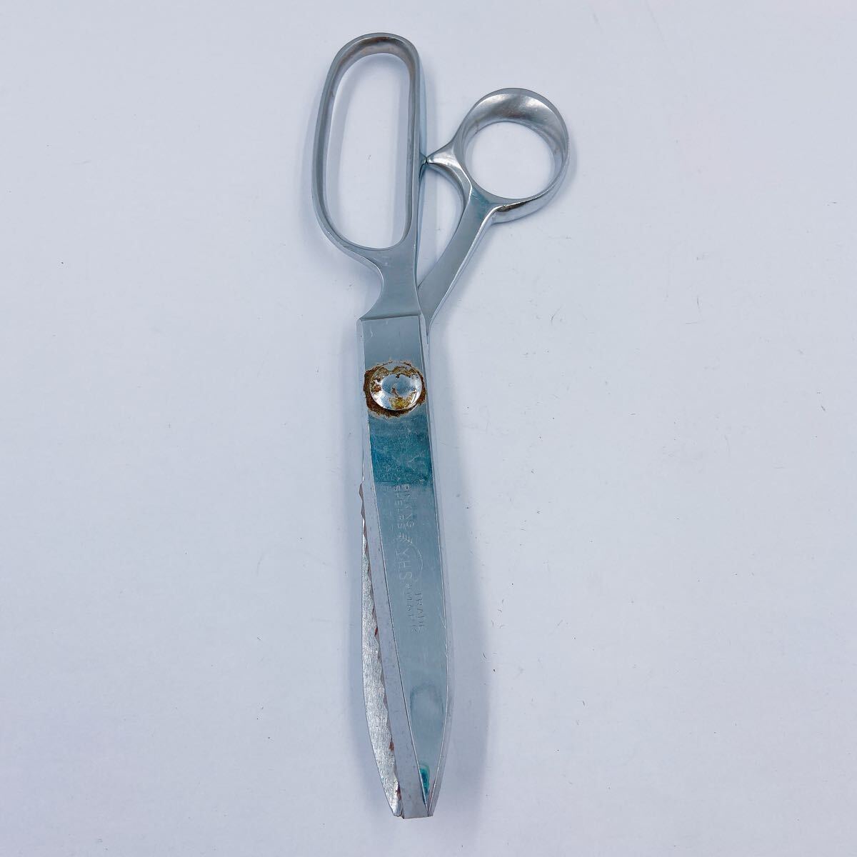 11B065 【1円〜】Y.H.S. ピンキングハサミ IRADE MARK シザー はさみ 裁縫道具 シルバー_画像2