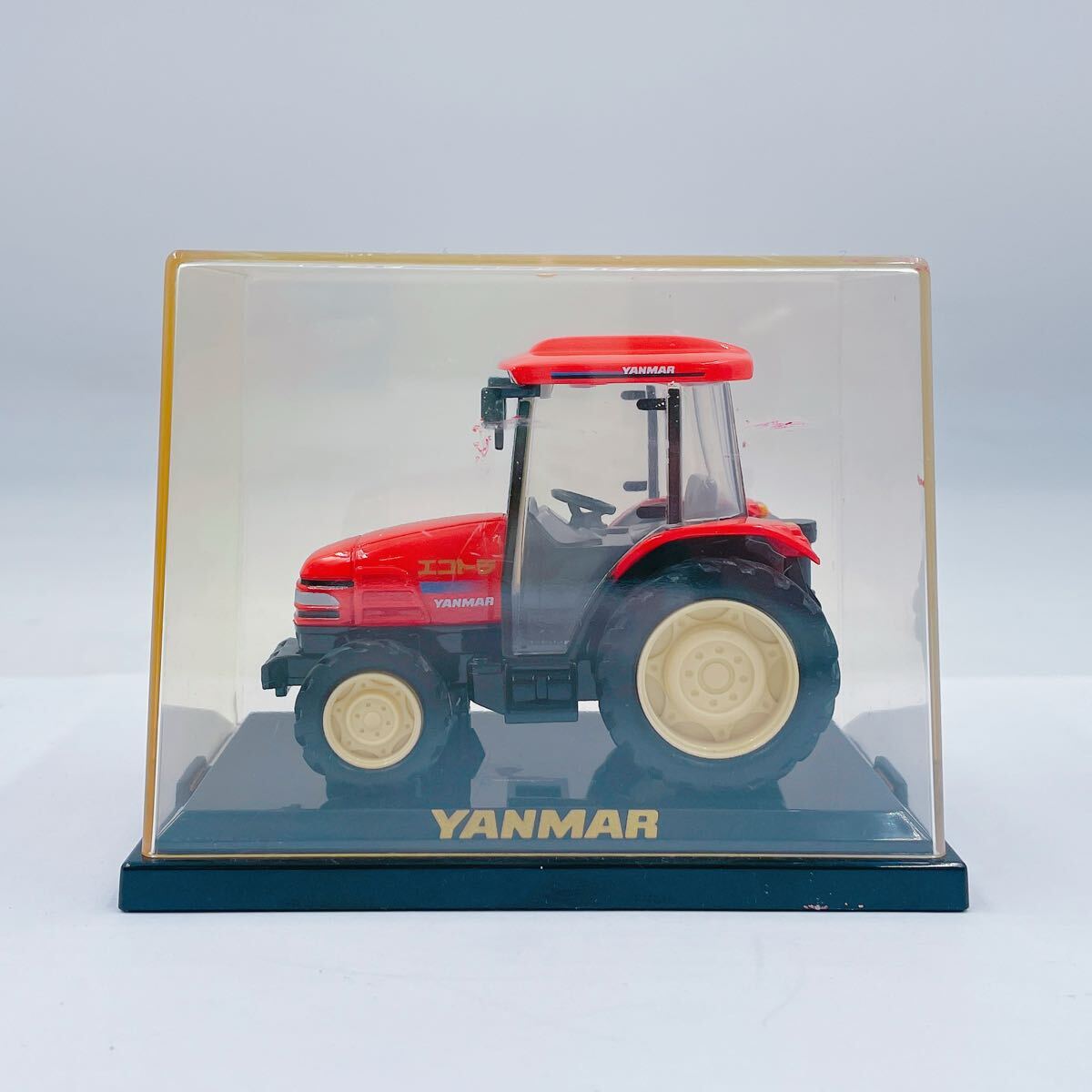 11B084 【1円〜】YANMAR ヤンマー エコトラ ミニチュアモデル ミニカー トラクター 耕運機 農機 ミニチュア フィギュア ホビー _画像4