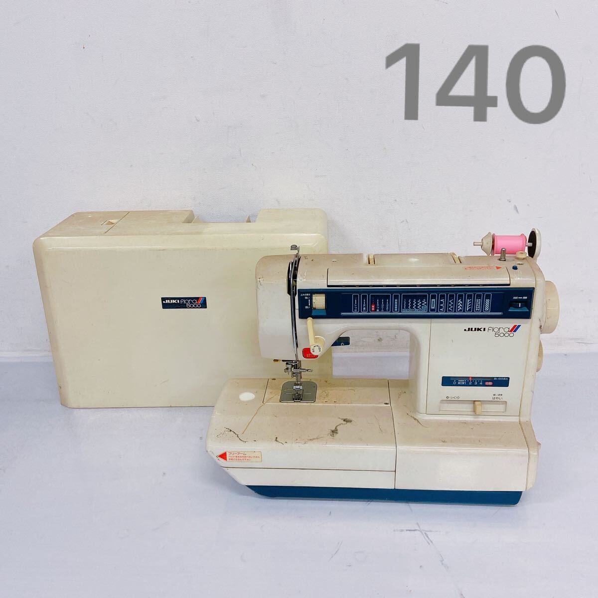 11B041 【1円〜】JUKI ジューキ flora 5000 ミシン HZL-5000 裁縫道具 裁縫 手芸 ハンドメイド 家電 針とプーリーの連動稼働 ケース付 _画像1
