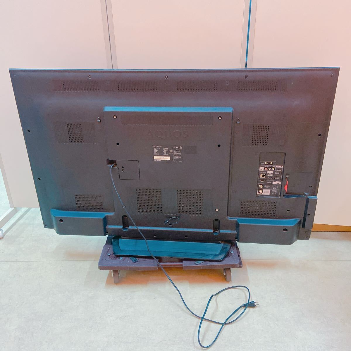 11D022 SHARP シャープ 液晶カラーテレビ LC-52W 2013年製 テレビ 家電 リモコン付_画像3