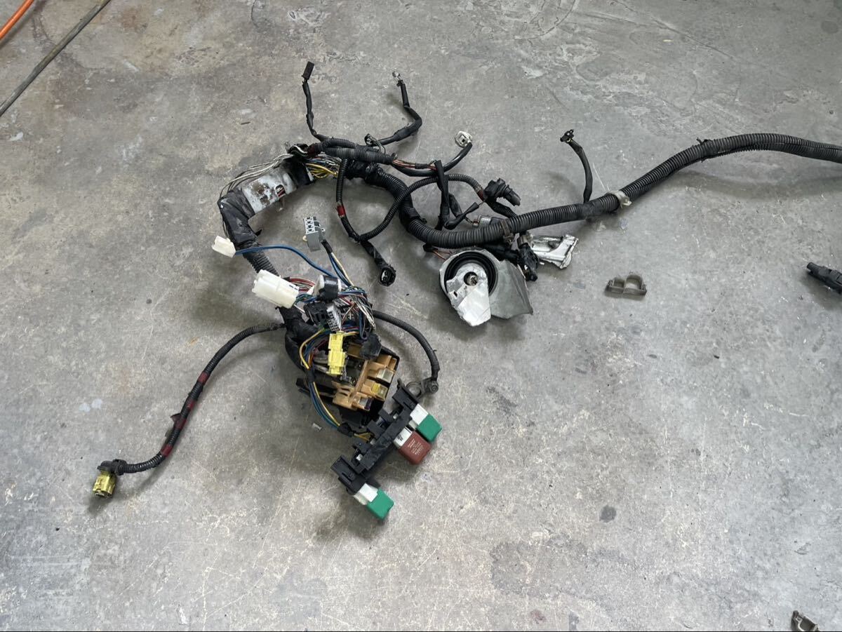 JZX100　マーク2　ツアラーV　後期　AT　載せ替え　5MT　サンルーフ有　ハーネス　車体　車内　ヒューズ　1JZ-GTE　チェイサー　ジャンク_画像2