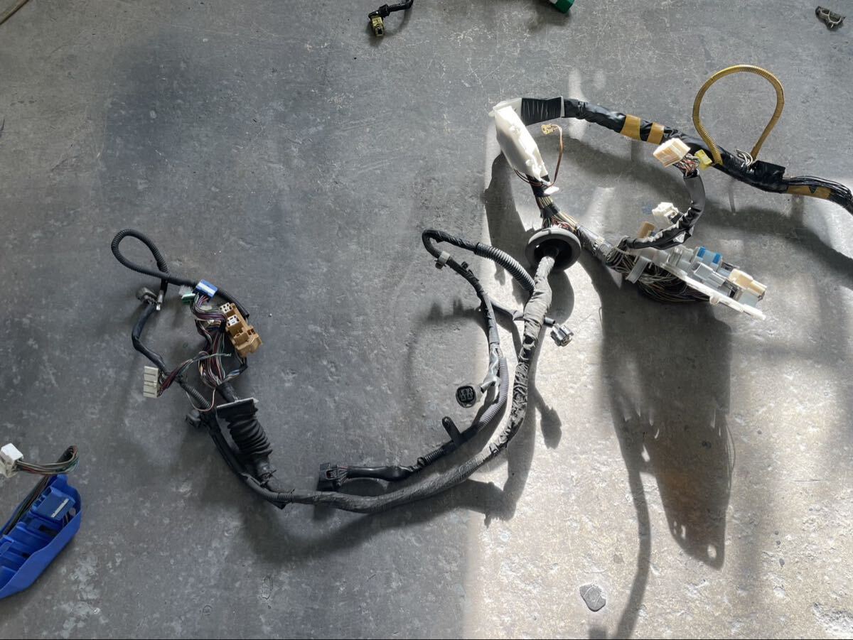 JZX100　マーク2　ツアラーV　後期　AT　載せ替え　5MT　サンルーフ有　ハーネス　車体　車内　ヒューズ　1JZ-GTE　チェイサー　ジャンク_画像4