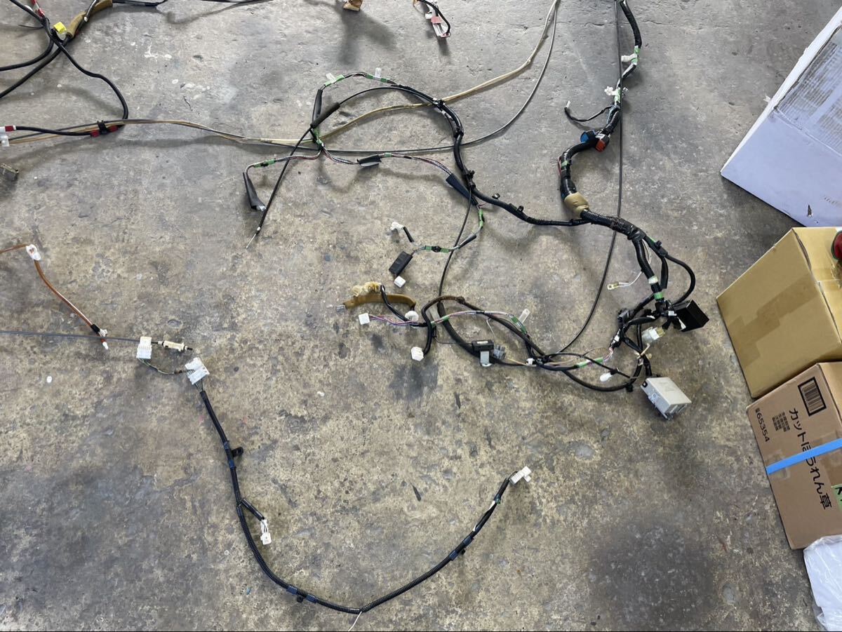 JZX100　マーク2　ツアラーV　後期　AT　載せ替え　5MT　サンルーフ有　ハーネス　車体　車内　ヒューズ　1JZ-GTE　チェイサー　ジャンク_画像9
