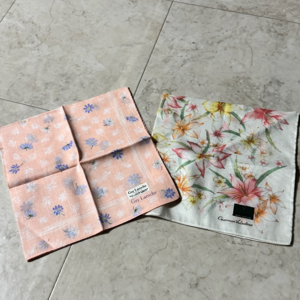 ③メーカー色々 レディース ハンカチ 12枚セット●レノマ イヴサンローラン ギラロッシュなど●未使用品 保管品_画像6