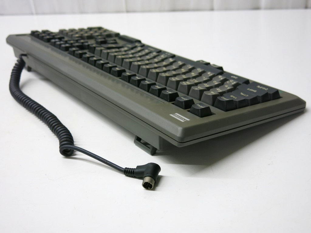 11K109 レトロ 希少 FM TOWNS用 キーボード [FMT-KB105] JISキーボード 未確認 現状 ジャンク扱い 1点限り 売り切り_画像6