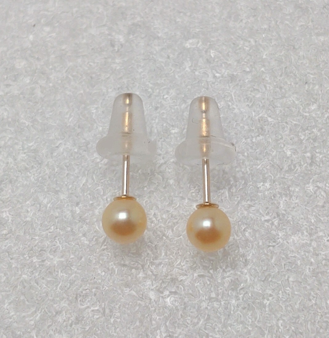 ∮真珠専門館∮ 小さい アコヤ真珠 ゴールド ベビーパール K18 ピアス 3.3mm 大特価 (税込み)_画像2