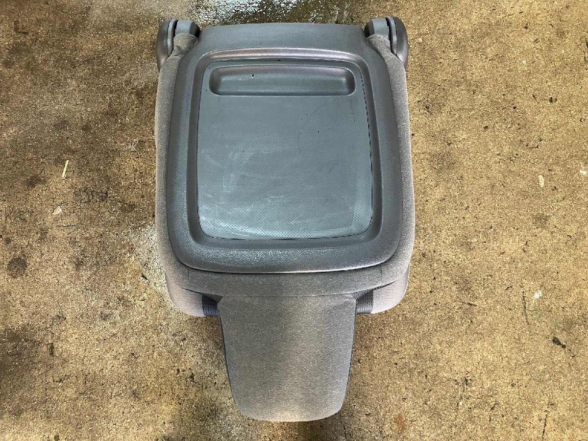 日産　NV200 バネット VM20　フロントシート 左　ペット歴/ 前 フロント 左F L F 助手席 アシスタントシート シート デリカ BVM20 BM20_画像8