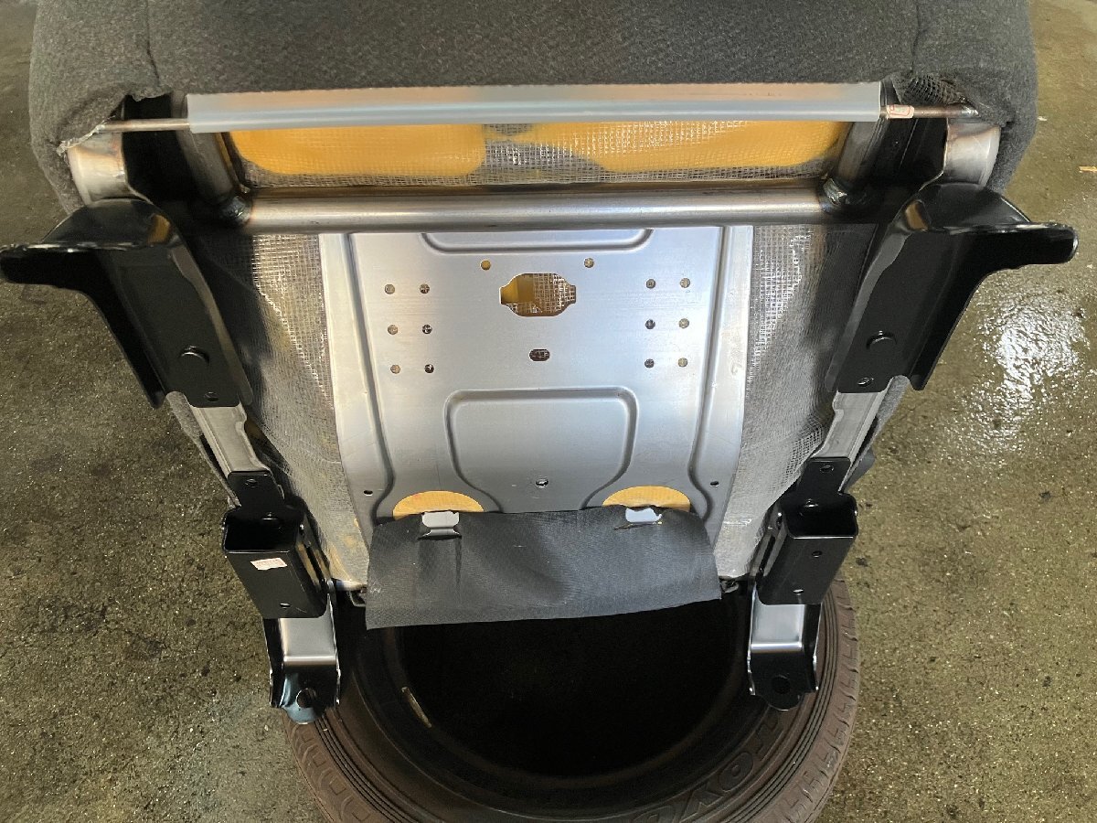 日産　NV200 バネット VM20　フロントシート 左　ペット歴/ 前 フロント 左F L F 助手席 アシスタントシート シート デリカ BVM20 BM20_画像10