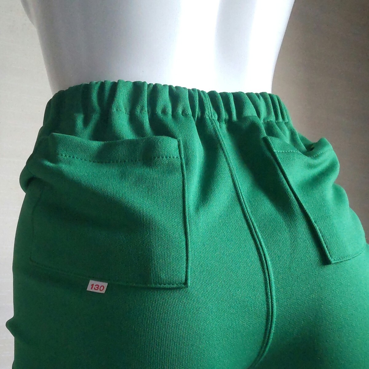 日本製当時物未使用　ジャージ　ショート　パンツ 　サイズ130　短パン　（検索）昭和　レトロ　ブルマ　ゲームパンツ　半ズボン_画像3