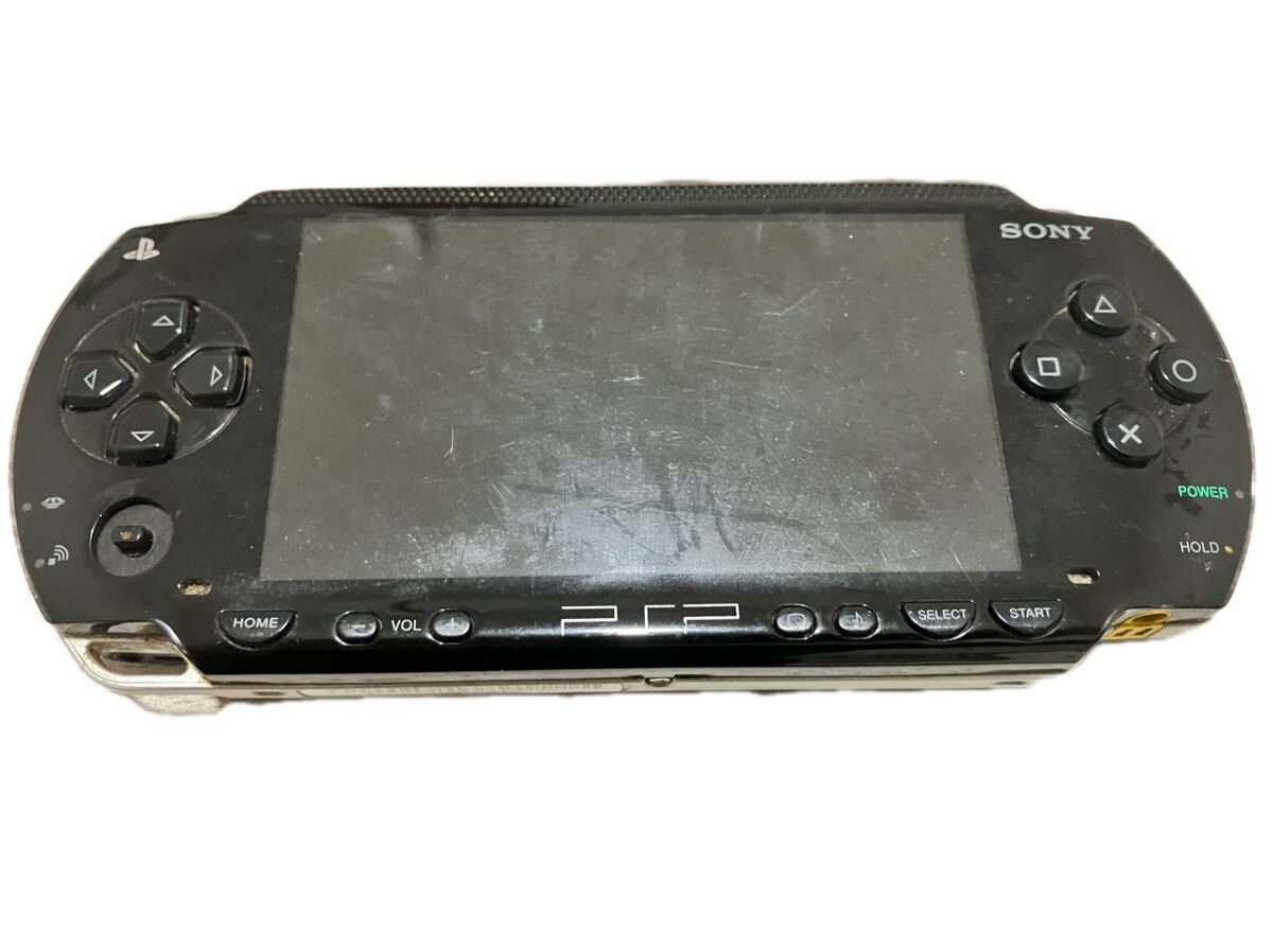 ジャンク【PSP-1000】2台まとめ売り!動作未確認 SONY ソニー プレイステーションポータブル 部品取りにどうぞ どちらもバッテリー無し_画像3