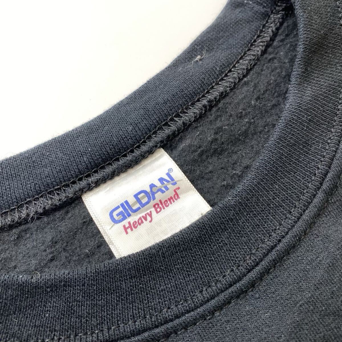 90s アメリカ古着 ギルダン製 GILDAN エイリアン プリント スウェット トレーナー ブラック _画像2