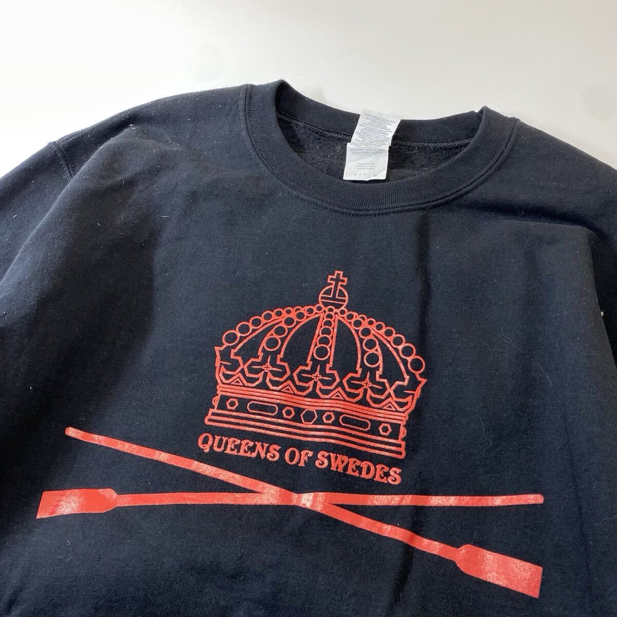90s US古着 QUEENS OF SWEDES クラウン＆オール プリント スウェット トレーナー ブラック S_画像2