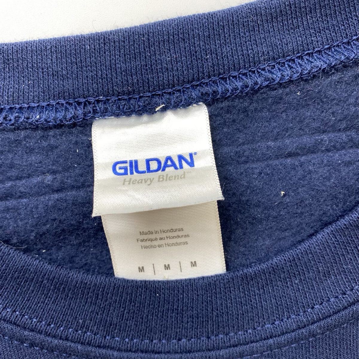 US古着 ギルダン GILDAN 英語ロゴ スウェット トレーナー ネイビー 紺 Mサイズ _画像4