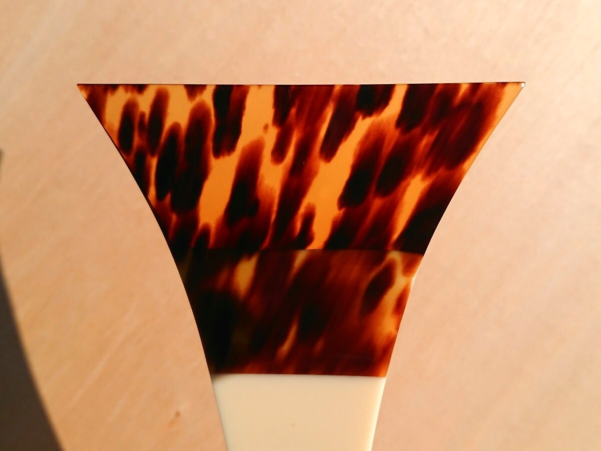 （美品・送料込み）三味線の鼈甲撥（津軽用サイズ）_画像3