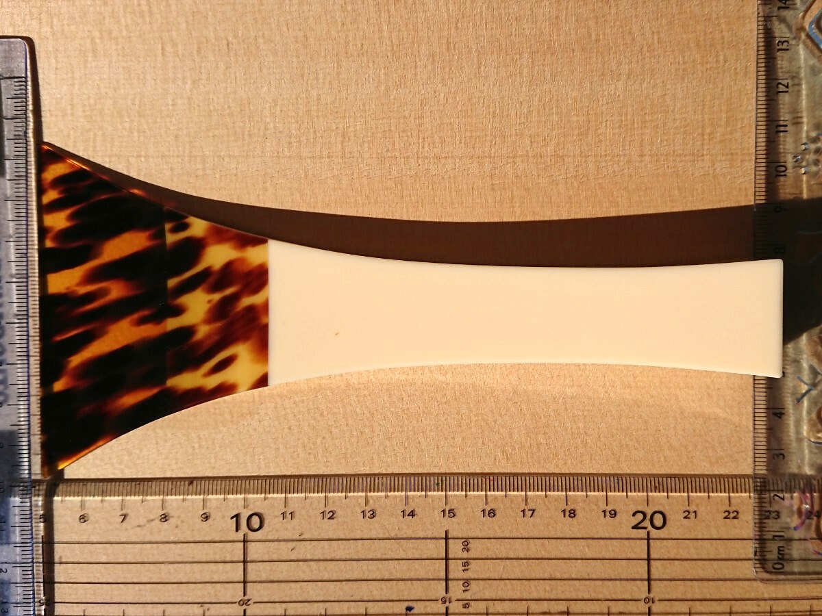 （美品・送料込み）三味線の鼈甲撥（津軽用サイズ）_画像10