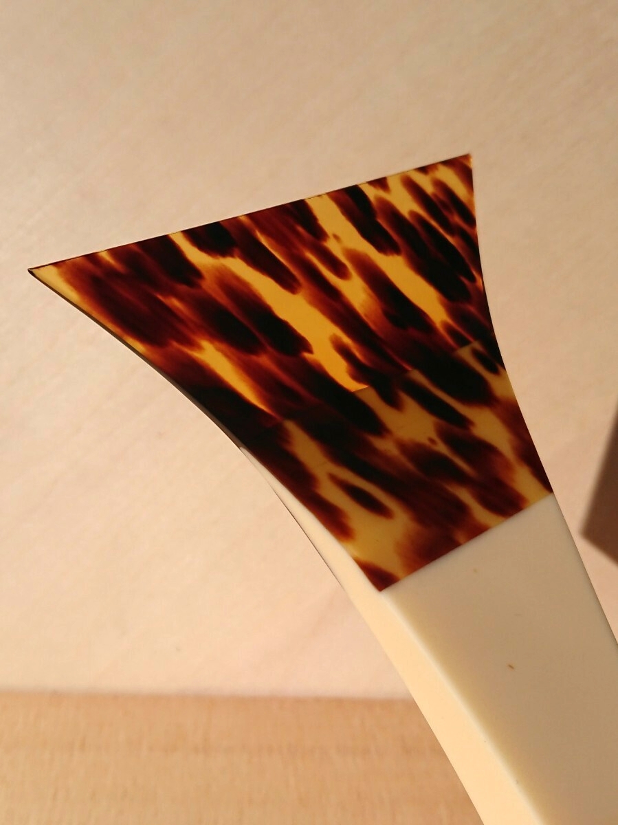 （美品・送料込み）三味線の鼈甲撥（津軽用サイズ）_画像4