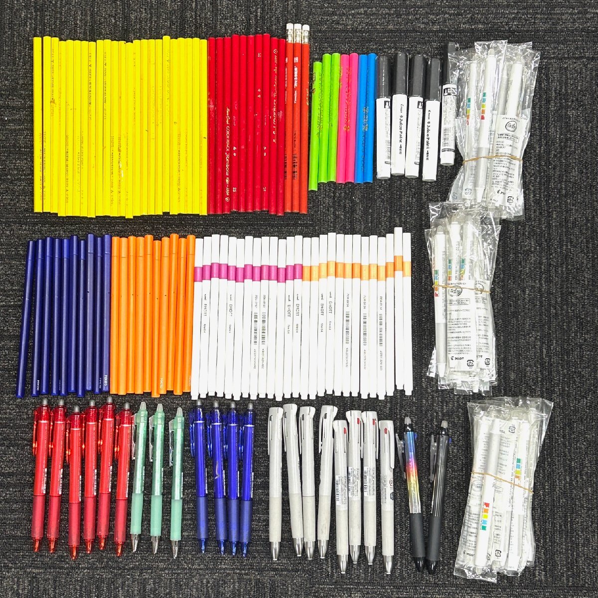 【80】1円～ 筆記用具 おまとめ ボールペン ペン 鉛筆 など 未使用品 中古品 いろいろ 長期保管品 現状品 ジャンク品_画像1