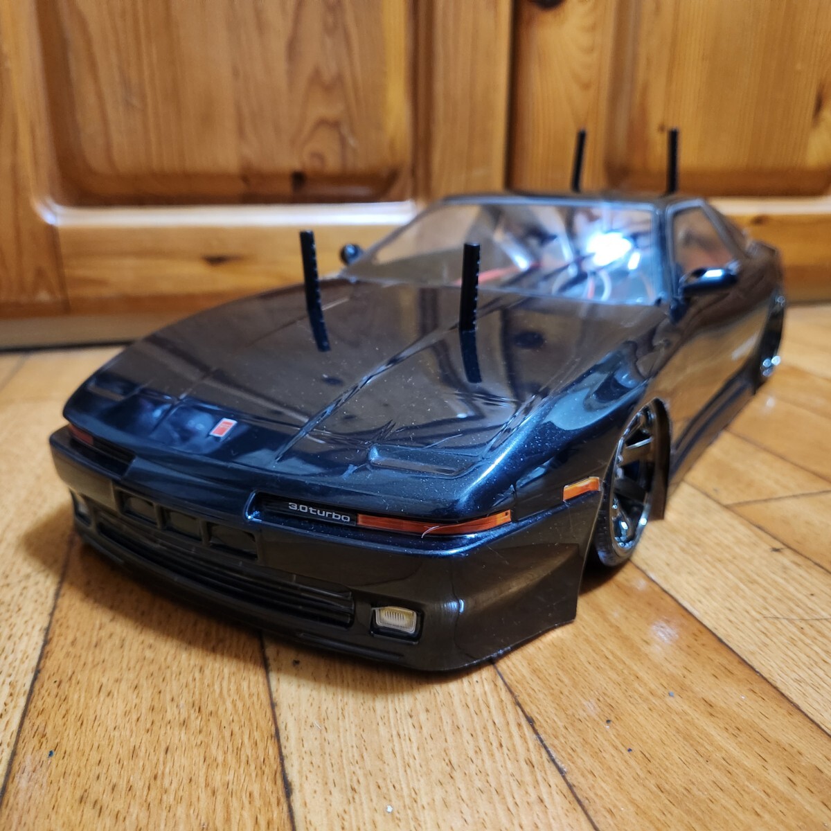 即決 《送料無料》　A70 スープラ　ラジコン　ボディ 　　tt02 tt01 シャーシ　3.0GT SUPRA TOYOTA　ABCホビー_画像1